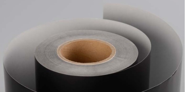 PVC不干胶材料和铜版纸不干胶材料的区别在哪里？